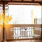 Tollmere Hospitality λύχνος Levádeia
