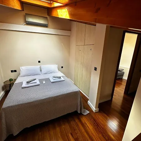 Tollmere Hospitality λύχνος דירה Levádeia