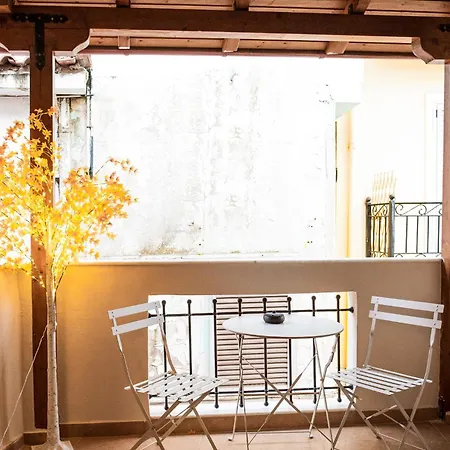 Tollmere Hospitality λύχνος Levádeia