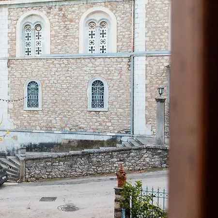 Tollmere Hospitality λύχνος דירה Levádeia